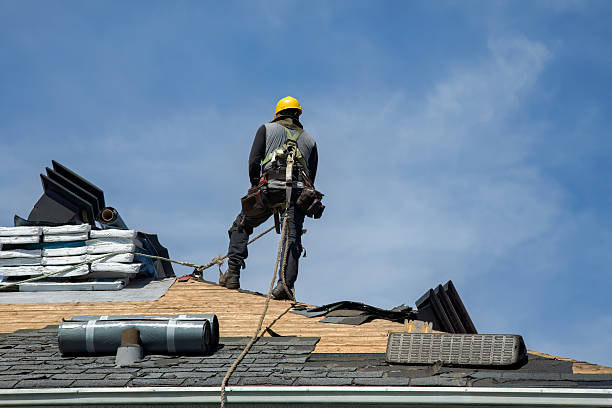 Professional Gutter Installation technician working in Grayland, WA